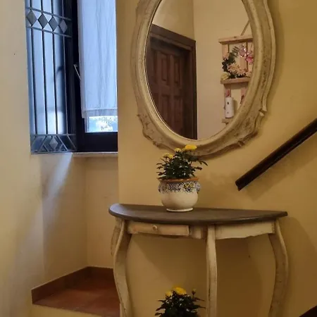 Domus Hispellum Apartment *