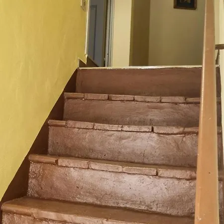 Domus Hispellum Apartment *